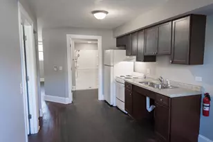 123 N Hickory St, Joliet, IL 60435 - Photo 4