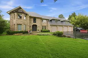 23W350 Pelham Ct, Naperville, IL 60540 - Photo 6