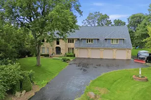 23W350 Pelham Ct, Naperville, IL 60540 - Photo 4