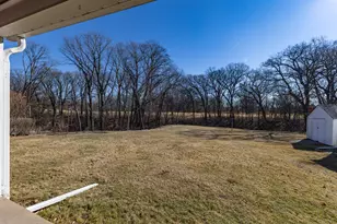 2200 10th St, East Moline, IL 61244 - Photo 8