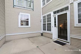 440 N Keswick Ct, Round Lake, IL 60073 - Photo 2