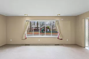 3248 Vista Dr, Danville, IL 61832 - Photo 10