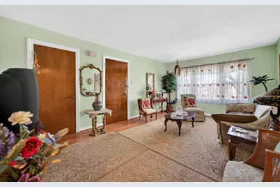 6607 N Damen Avenue #2N, Chicago, IL 60645 - Photo 10