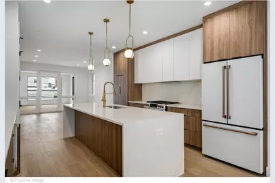 1124 W Addison Street #2, Chicago, IL 60613 - Photo 8