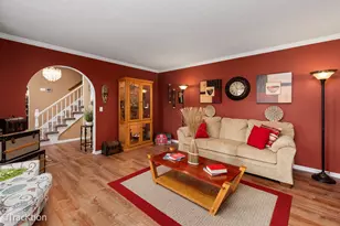 23061 N Apple Hill Ln, Lincolnshire, IL 60069 - Photo 6