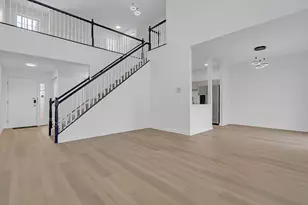 264 Blue Spruce Ln, Glendale Heights, IL 60139 - Photo 6