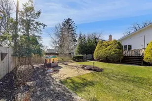 57 Chestnut Ave, Clarendon Hills, IL 60514 - Photo 32