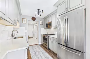 300 E Dundee Rd, Buffalo Grove, IL 60089 - Photo 10