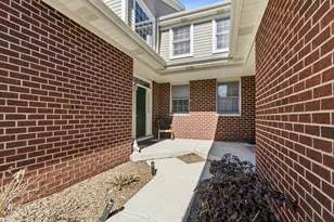 13350 Forest Ridge Dr, Palos Heights, IL 60463 - Photo 2