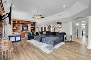 10N749 Highland Trail, Hampshire, IL 60140 - Photo 10