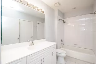 7243 Madison St, Forest Park, IL 60130 - Photo 12