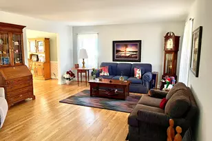 433 E Carpenter Dr, Palatine, IL 60074 - Photo 4