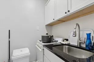 6912 N Ashland Ave, Chicago, IL 60626 - Photo 26