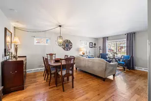 6911 W Fargo Ave, Niles, IL 60714 - Photo 8