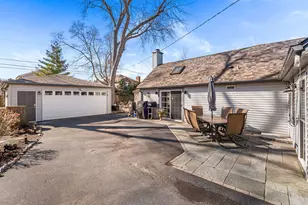 6911 W Fargo Ave, Niles, IL 60714 - Photo 28