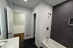 8631 S Constance Ave, Chicago, IL 60617 - Photo 30