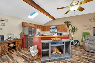 801 Phyllis Dr, Wilmington, IL 60481 - Photo 6