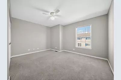 2321 Hudson Circle, Aurora, IL 60502 - Photo 4