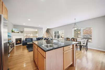 6130 River Bend Place, Lisle, IL 60532 - Photo 10