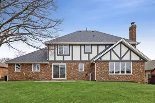 12816 S Parkside Dr, Palos Park, IL 60464 - Photo 2