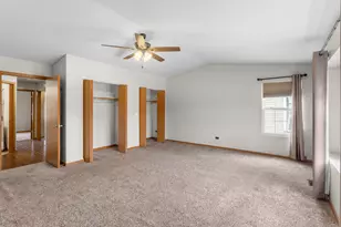 24949 Clare Cir, Manhattan, IL 60442 - Photo 16