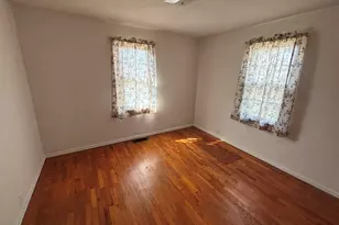 107 Dewolf St, Odin, IL 62870 - Photo 6