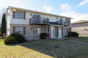 2304 Ashland, Morris, IL 60450 - Photo 2