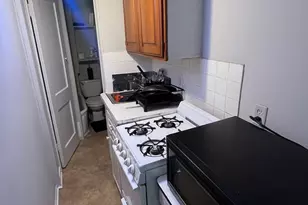 7661 N Sheridan Rd, Chicago, IL 60626 - Photo 16