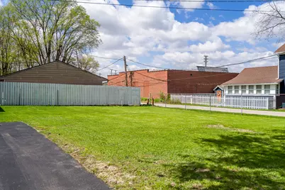 405 S 1st Street, Rockford, IL 61104 - Photo 18