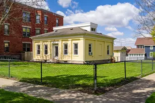 405 S 1st St, Rockford, IL 61104 - Photo 2