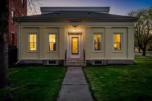 405 S 1st St, Rockford, IL 61104 - Photo 1