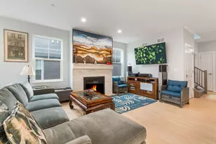 580 Francesca Ln, Roselle, IL 60172 - Photo 8