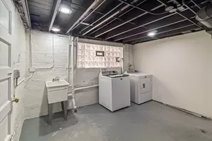 4356 W Cullerton St, Chicago, IL 60623 - Photo 30