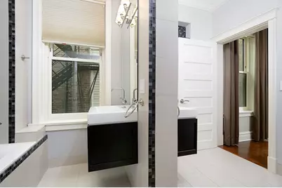 1347 N State Parkway #1, Chicago, IL 60610 - Photo 18