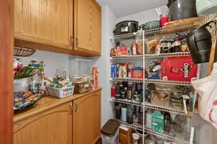 450 Hunter Dr, Carol Stream, IL 60188 - Photo 20