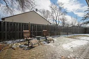 3409 Fairlawn Dr, Glenview, IL 60025 - Photo 18