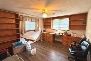 331 N Illinois Ave, Salem, IL 62881 - Photo 12