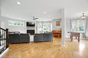 7350 Forest Hill Rd, Burr Ridge, IL 60527 - Photo 20