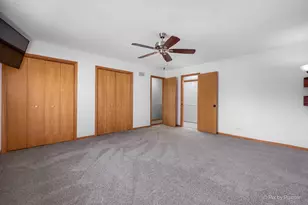 2083 Maplewood Cir, Naperville, IL 60563 - Photo 16