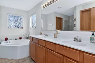 8021 Harrier Ave, Joliet, IL 60431 - Photo 16