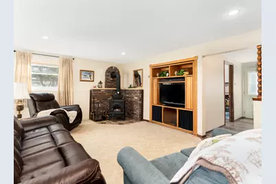 17663 W Bicentennial Drive, Elwood, IL 60421 - Photo 16