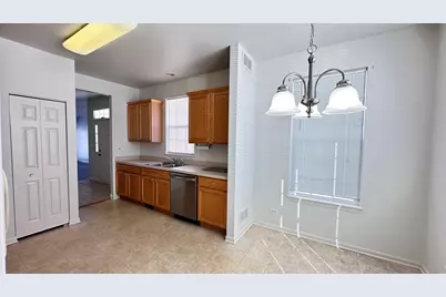 1535 Reserve Lane #1535, Dekalb, IL 60115 - Photo 4