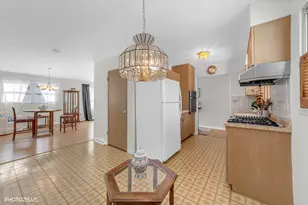 4707 Fairview Ave, Downers Grove, IL 60515 - Photo 8