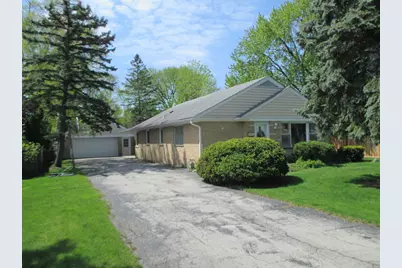 2307 Woodlawn Road, Northbrook, IL 60062 - Photo 2