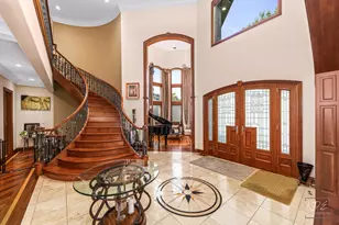 904 S Edgewood Ln, Mount Prospect, IL 60056 - Photo 6