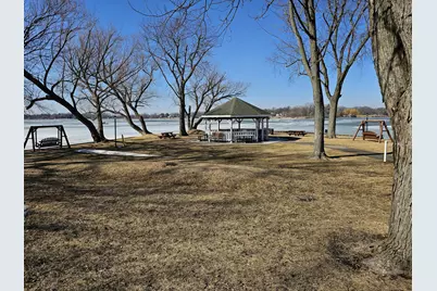 304 Hill Street, Wauconda, IL 60084 - Photo 38