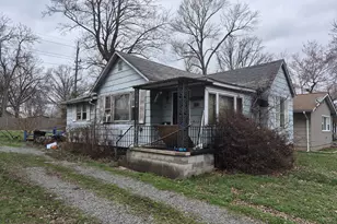 517 S 6th St, Herrin, IL 62948 - Photo 2