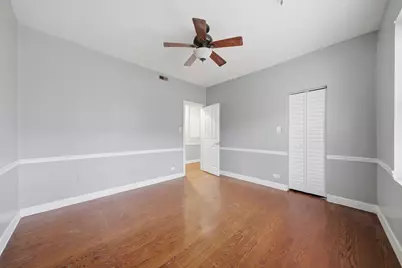 7601 S Essex Avenue #2, Chicago, IL 60649 - Photo 12