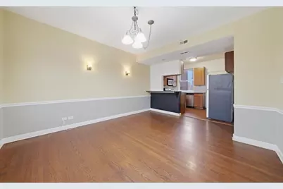 7601 S Essex Avenue #2, Chicago, IL 60649 - Photo 6