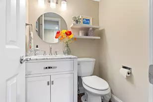 186 Shoreline Rd, Lake Barrington, IL 60010 - Photo 10